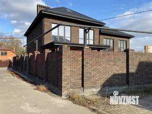 Дом 204м&sup2;, 2-этажный, участок 3 сот.  