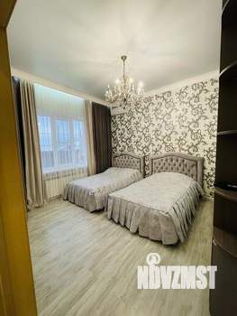 Дом 210м², 3-этажный, участок 3 сот.  