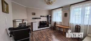 Дом 180м&sup2;, 2-этажный, участок 5 сот.  