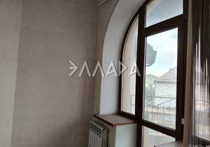 Дом 500м², 3-этажный, участок 6 сот.  