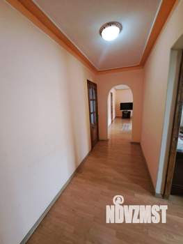 Дом 200м², 2-этажный, участок 3 сот.  