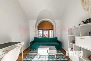 Дом 411м&sup2;, 3-этажный, участок 6 сот.  