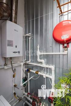 Дом 200м&sup2;, 1-этажный, участок 15 сот.  