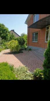 Дом 173м&sup2;, 2-этажный, участок 6 сот.  