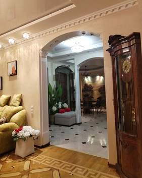 Дом 600м&sup2;, 2-этажный, участок 6 сот.  