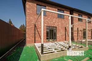 Дом 176м&sup2;, 2-этажный, участок 3 сот.  