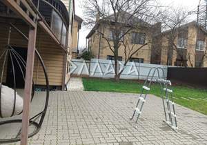 Дом 60м², 2-этажный, участок 6 сот.  