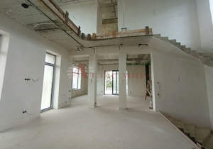 Дом 550м², 2-этажный, участок 16 сот.  