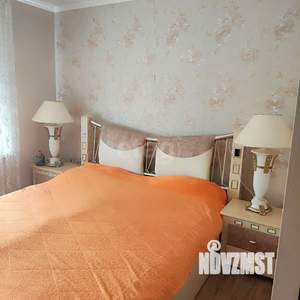 Дом 73м&sup2;, 2-этажный, участок 2 сот.  