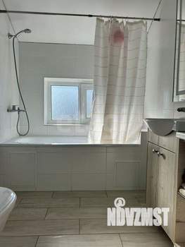 Дом 142м&sup2;, 2-этажный, участок 3 сот.  