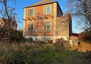 Дом 67м&sup2;, 2-этажный, участок 5 сот.  