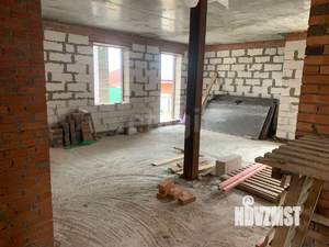 Дом 175м&sup2;, 2-этажный, участок 4 сот.  