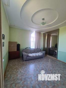 Дом 300м², 3-этажный, участок 7 сот.  