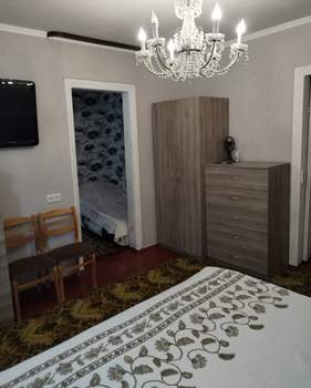 Дом 80м&sup2;, 1-этажный, участок 5 сот.  