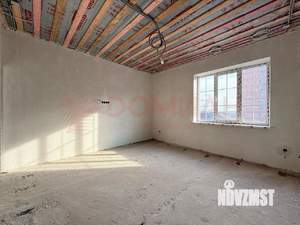 Дом 195м², 3-этажный, участок 4 сот.  