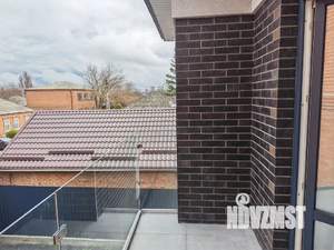 Дом 175м&sup2;, 2-этажный, участок 3 сот.  