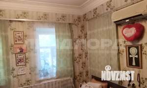 Дом 70м&sup2;, 2-этажный, участок 3 сот.  