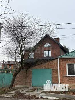 Дом 200м&sup2;, 2-этажный, участок 5 сот.  