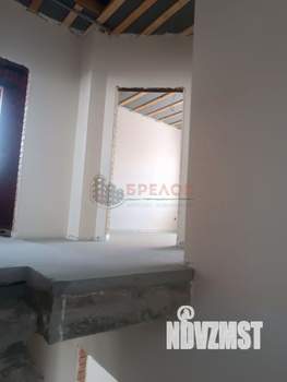 Дом 130м&sup2;, 2-этажный, участок 3 сот.  