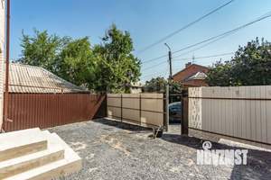 Дом 135м&sup2;, 2-этажный, участок 2 сот.  