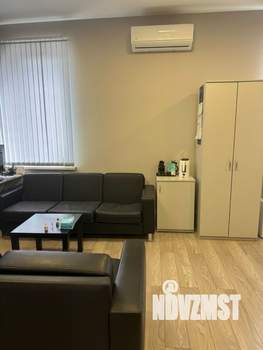 Дом 280м², 2-этажный, участок 3 сот.  