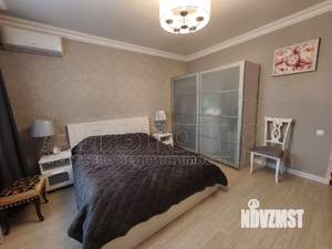 Дом 281м&sup2;, 3-этажный, участок 3 сот.  