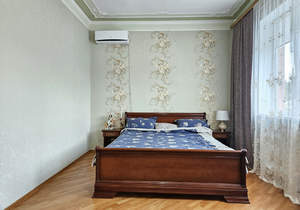 Дом 215м², 2-этажный, участок 6 сот.  