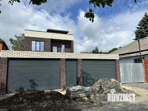 Дом 200м², 2-этажный, участок 4 сот.  