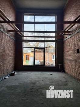 Дом 360м&sup2;, 2-этажный, участок 7 сот.  