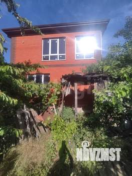 Дом 200м², 2-этажный, участок 5 сот.  