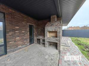 Дом 200м&sup2;, 1-этажный, участок 6 сот.  