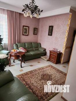 Дом 357м², 2-этажный, участок 8 сот.  