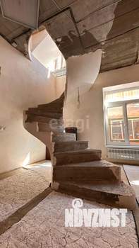 Дом 237м&sup2;, 3-этажный, участок 7 сот.  