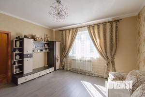Дом 180м², 2-этажный, участок 3 сот.  