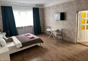 Дом 463м&sup2;, 2-этажный, участок 7 сот.  