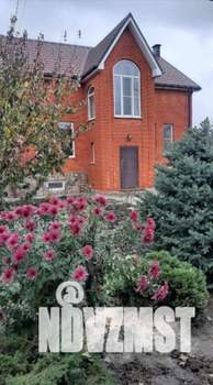 Дом 213м&sup2;, 3-этажный, участок 5 сот.  