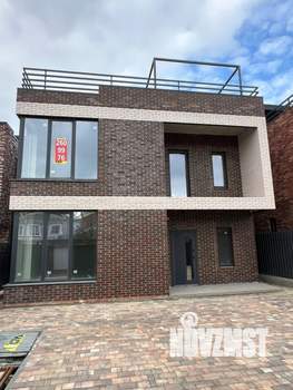 Коттедж 240м², 2-этажный, участок 4 сот.  