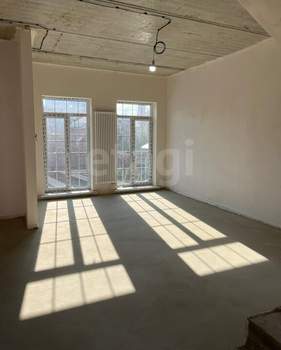 Дом 161м&sup2;, 2-этажный, участок 3 сот.  