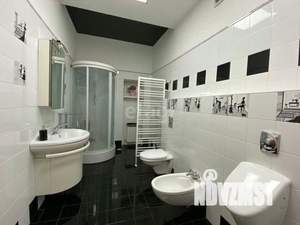 Дом 356м&sup2;, 3-этажный, участок 6 сот.  