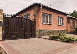 Дом 180м², 1-этажный, участок 5 сот.  