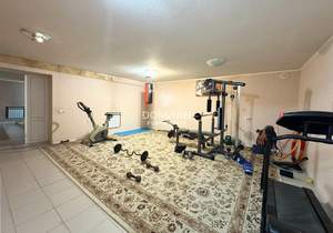 Дом 385м&sup2;, 4-этажный, участок 7 сот.  