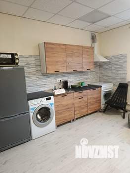 Дом 250м², 3-этажный, участок 10 сот.  