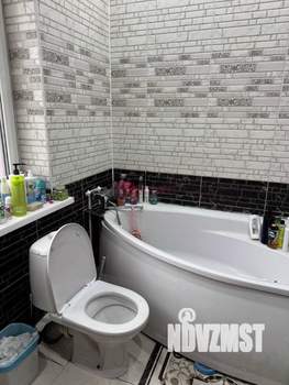 Дом 200м², 2-этажный, участок 6 сот.  