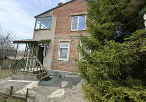 Дом 67м&sup2;, 2-этажный, участок 4 сот.  