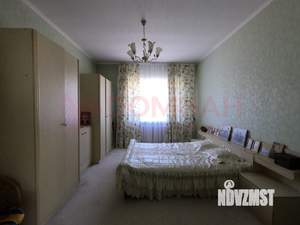 Дом 312м², 3-этажный, участок 4 сот.  