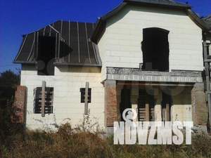 Дом 490м&sup2;, 3-этажный, участок 22 сот.  