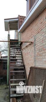 Дом 65м&sup2;, 2-этажный, участок 6 сот.  