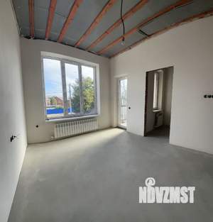 Дом 130м&sup2;, 2-этажный, участок 3 сот.  