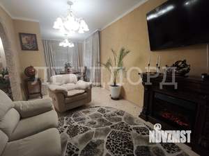 Дом 223м&sup2;, 2-этажный, участок 2 сот.  