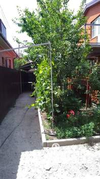 Дом 140м², 2-этажный, участок 4 сот.  